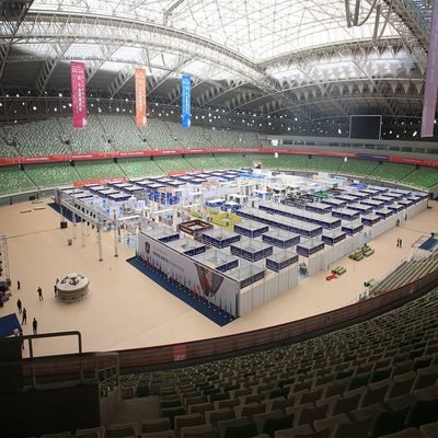 ভালো দাম টার্ফ সুরক্ষা ক্যাম্পিং ফ্লোরিংয়ের জন্য ইন্টারলকিং ডিজাইন পোর্টেবল ইভেন্ট ফ্লোরিং অনলাইন