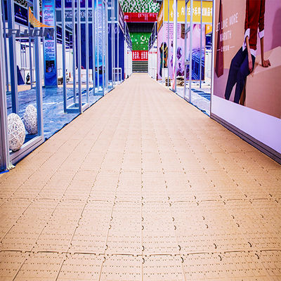 উচ্চ ঘনত্বের পলিথিলিন পোর্টেবল ইভেন্ট মেঝে উচ্চ নিরাপদ ভারী দায়িত্ব অ্যাপ্লিকেশন জন্য কম রক্ষণাবেক্ষণ