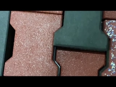 অ্যান্টি এজিং পরিধান প্রতিরোধের পৃষ্ঠের সাথে পরিবেশ বান্ধব পুনর্ব্যবহৃত রাবার ফ্লোর টাইলস